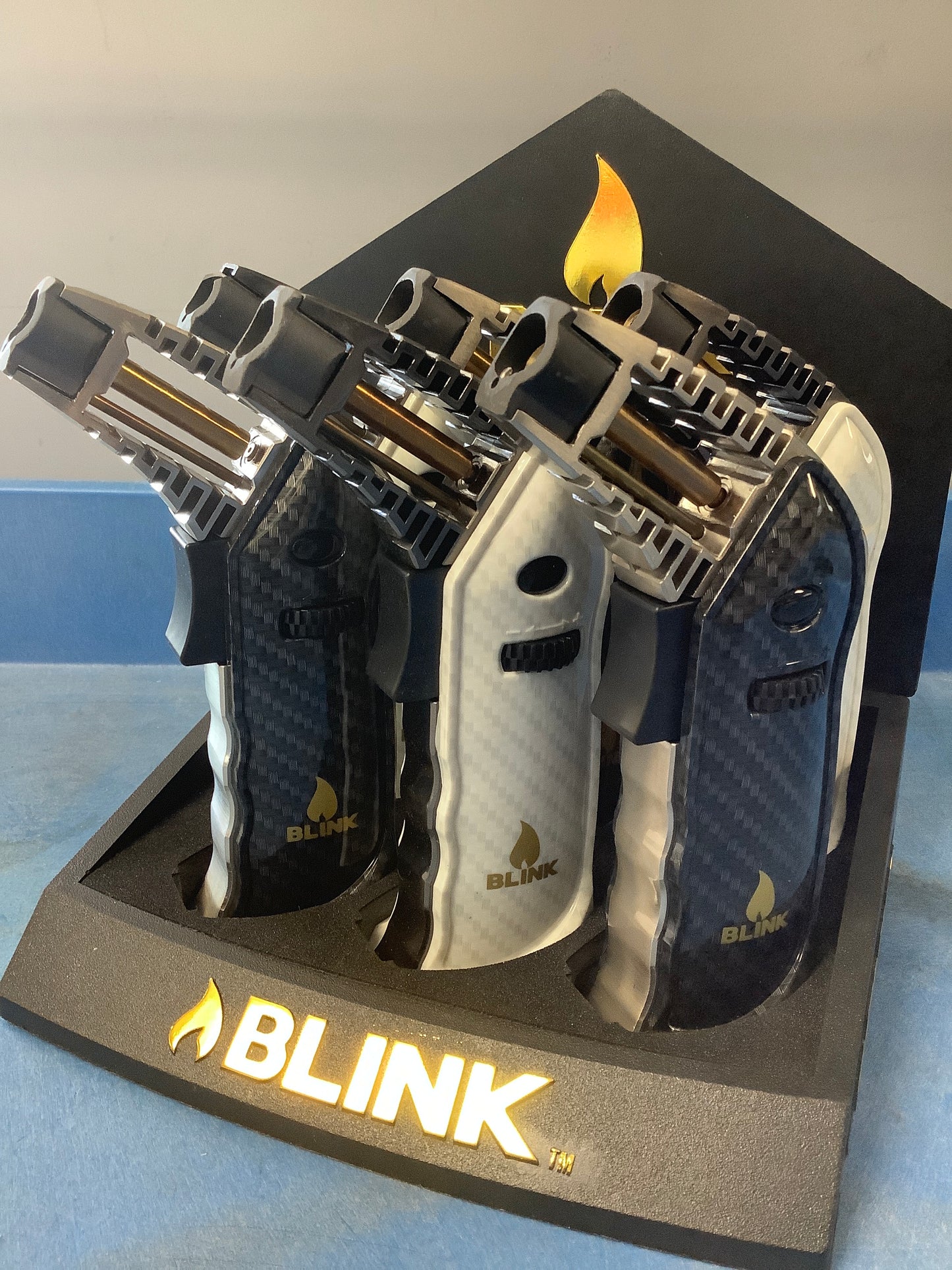 Blink Rogue Torch-3 Black and 3 White