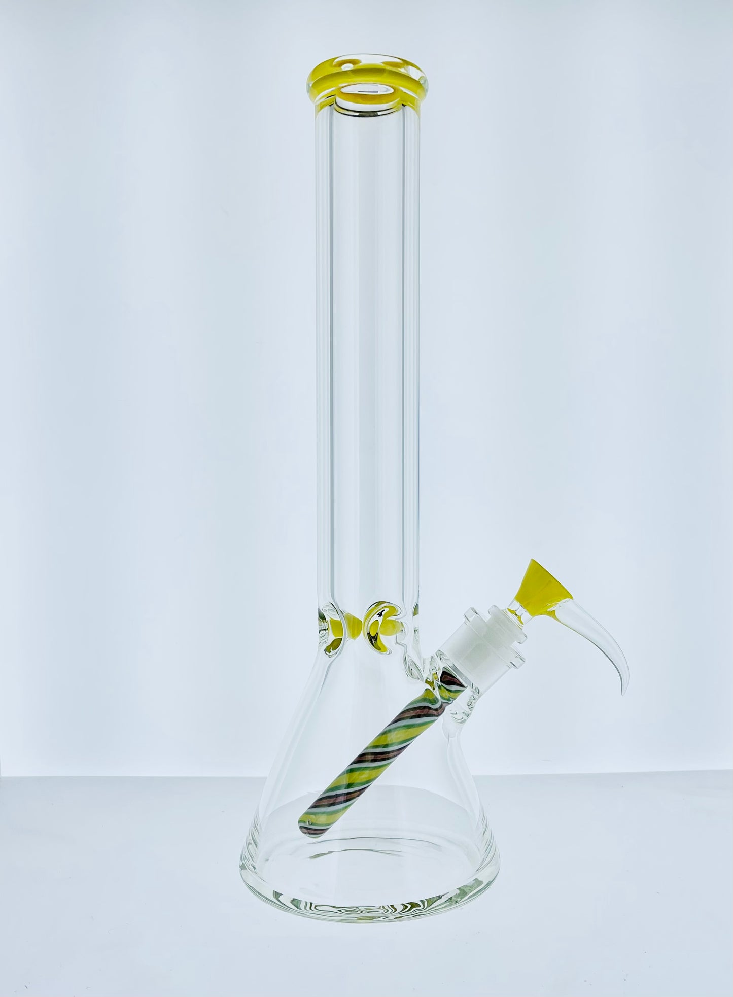 16" Heavy Beaker w/ Color Lip & Wig Wag Downstem