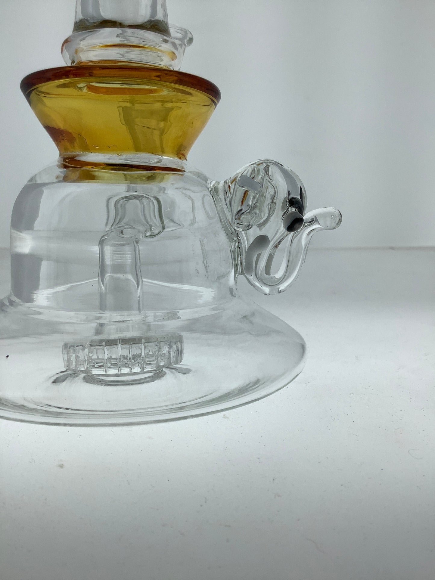 7.5" Bent Neck Rig w/ Showerhead Perc & Elephant Marble
