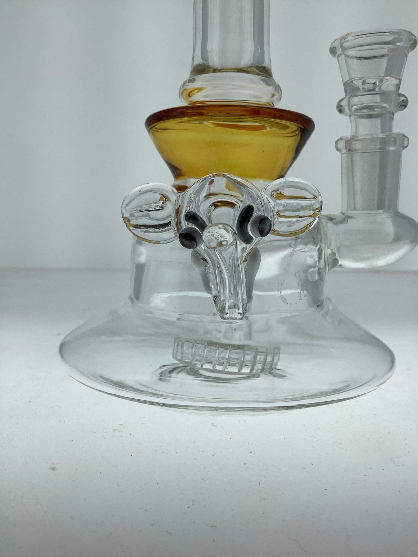 7.5" Bent Neck Rig w/ Showerhead Perc & Elephant Marble