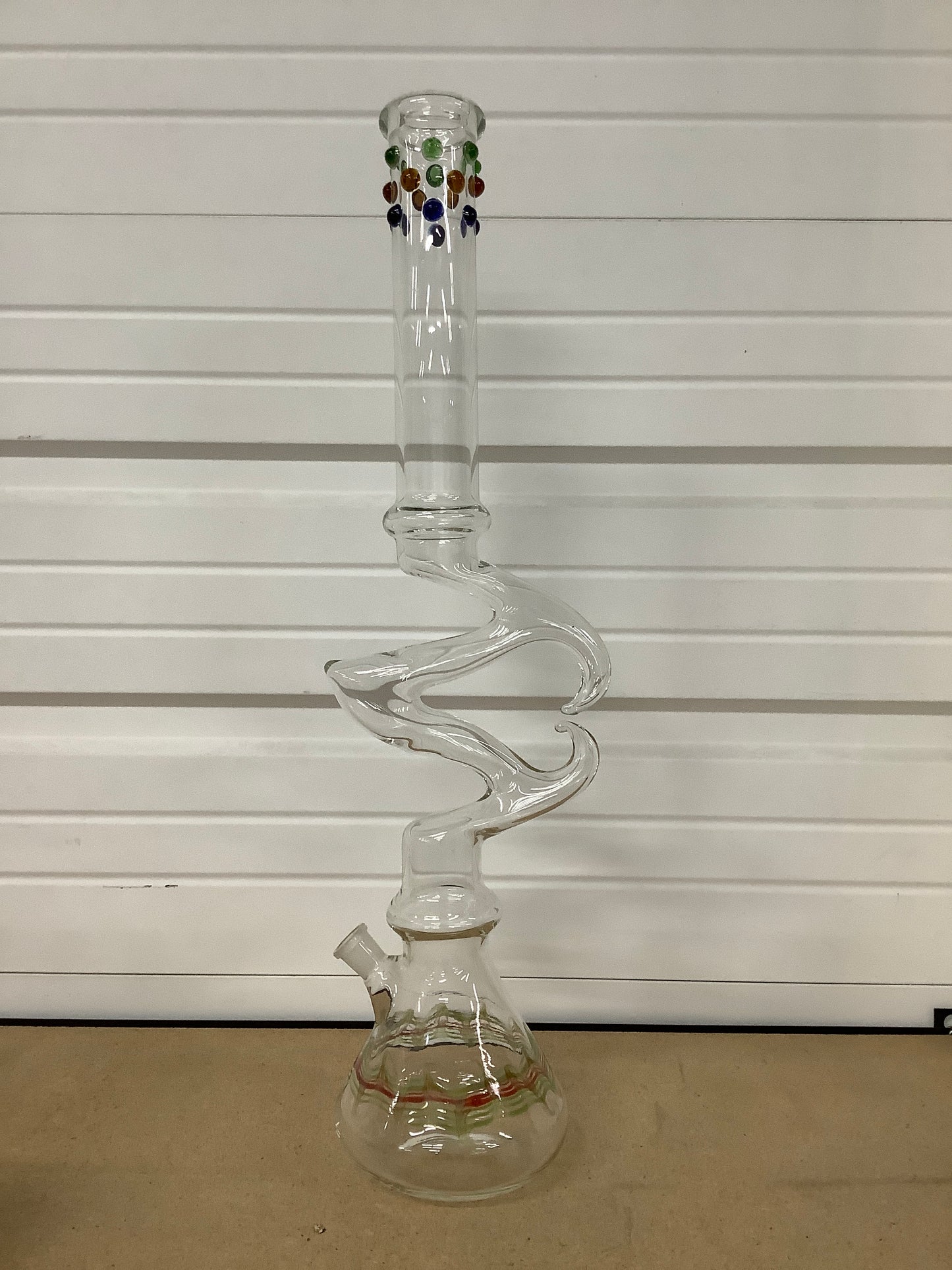 26” Wrap Rake Kink Heart Beaker