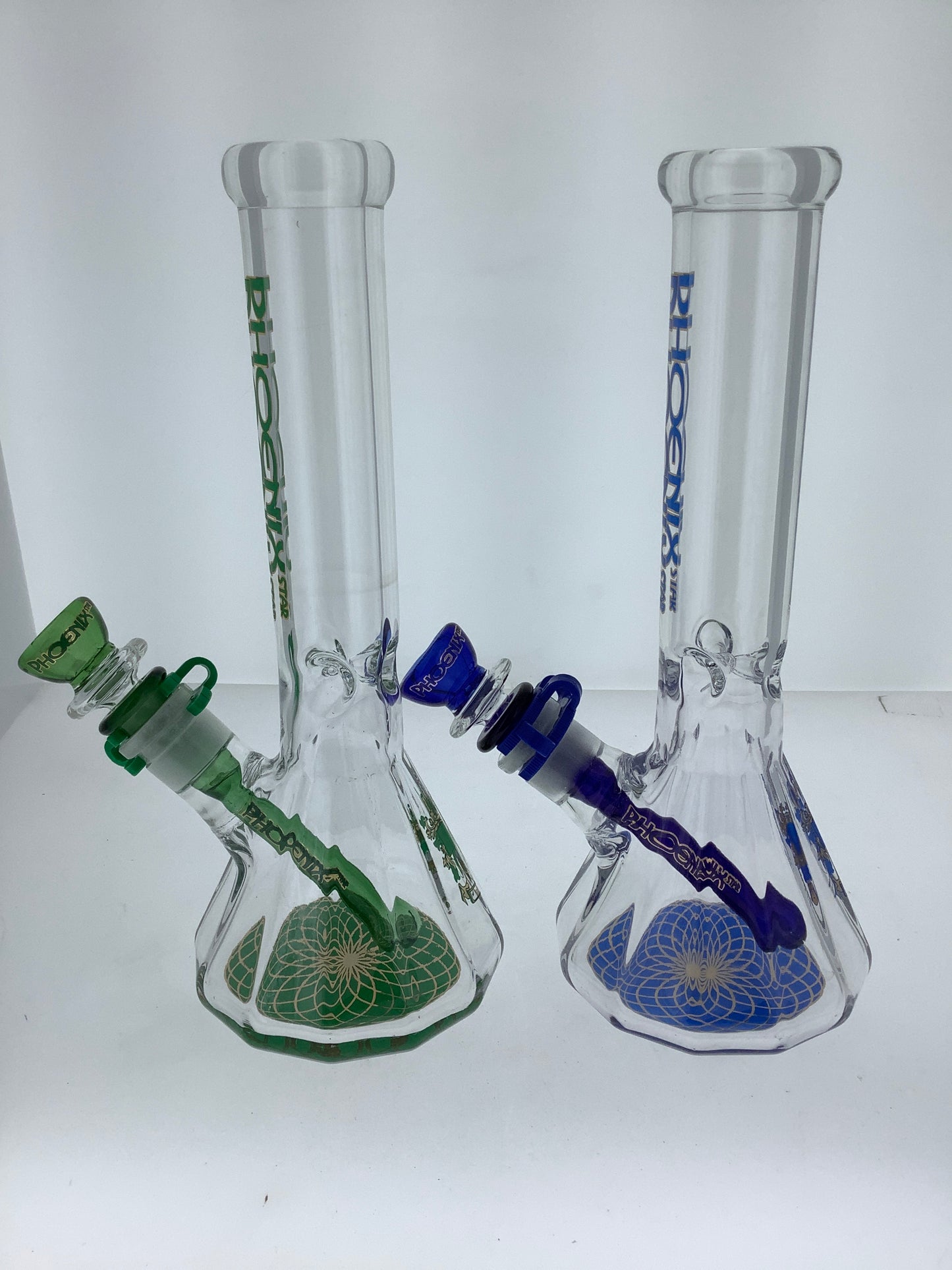 Phoenix 10"Diamond Base Beaker w/ Color
