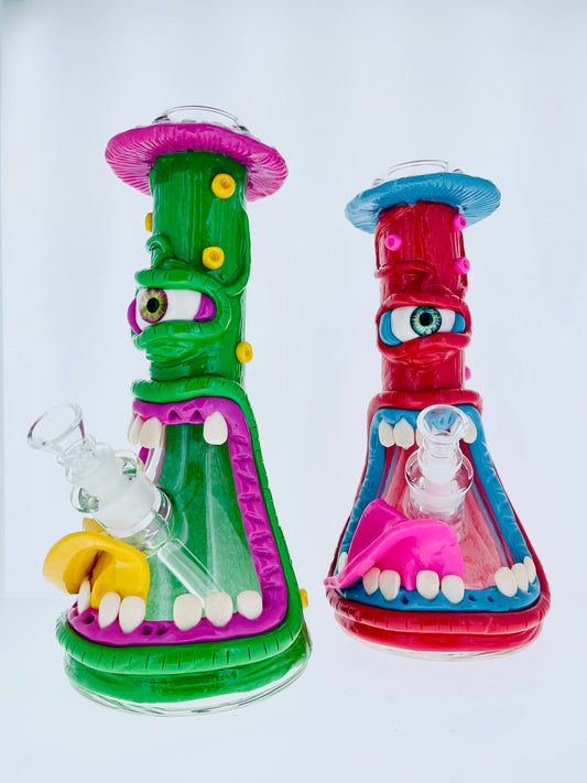 3D Painted Beaker Themed 13"